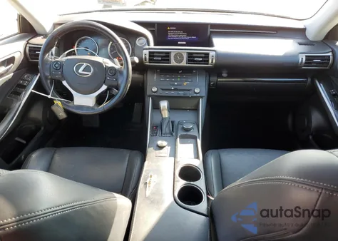 2016 Lexus Is 200T из США, поврежденный, VIN JTHBA1D21G5020972